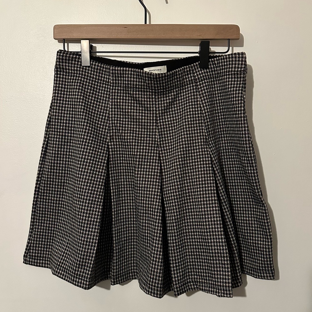 Max Studio Black and White Skater Skirt